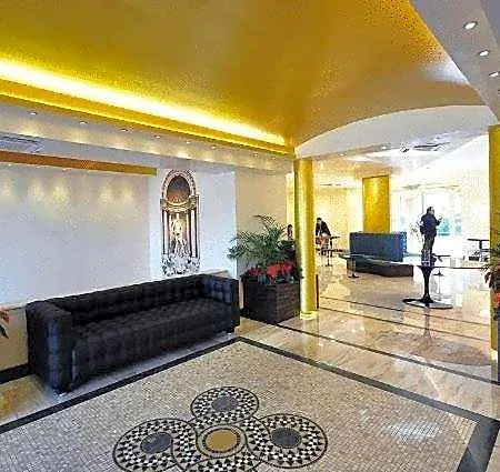 Oc Hotel 4*